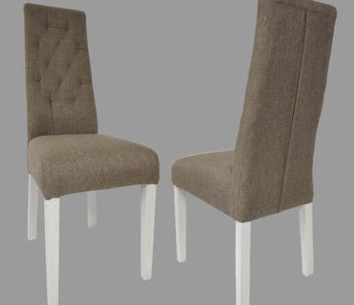 Nowoczesne krzesło drewniane tapicerowane z minimalistycznym designem i czarnymi, lakierowanymi nogami, pasujące do nowoczesnych wnętrz