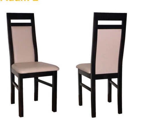 Klasyczne i tradycyjne krzesło drewniane z minimalistycznym designem i pasujące do rustykalnych wnętrz i w stylu vintage