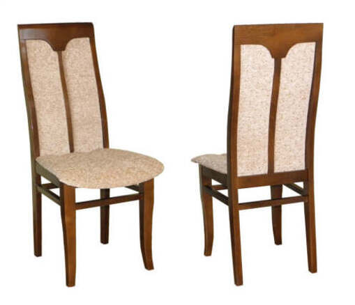 Klasyczne i tradycyjne krzesło drewniane z minimalistycznym designem i pasujące do rustykalnych wnętrz i w stylu vintage